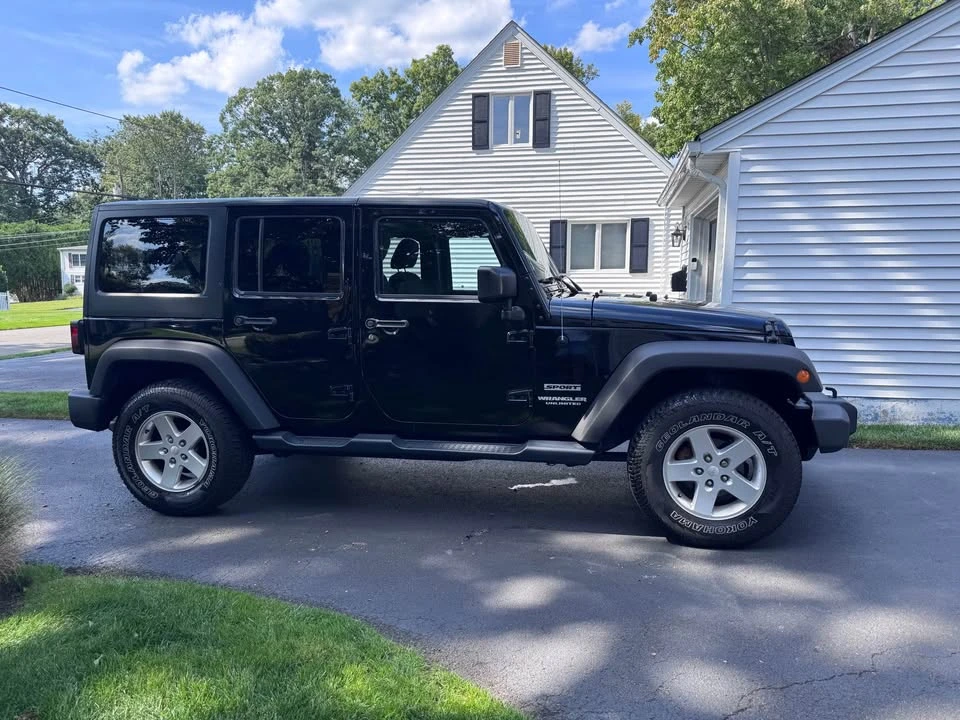 2015 Jeep JK Wrangler - Image 2 of 8