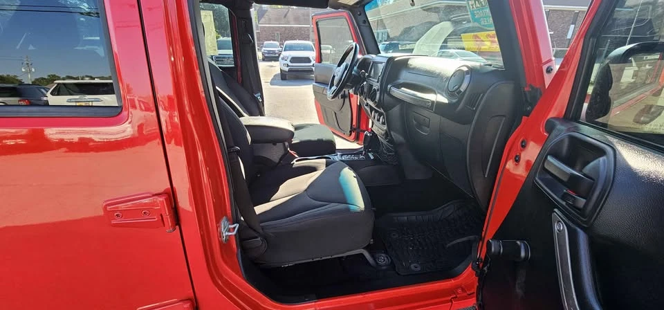 2015 Jeep JK Wrangler - Image 8 of 15