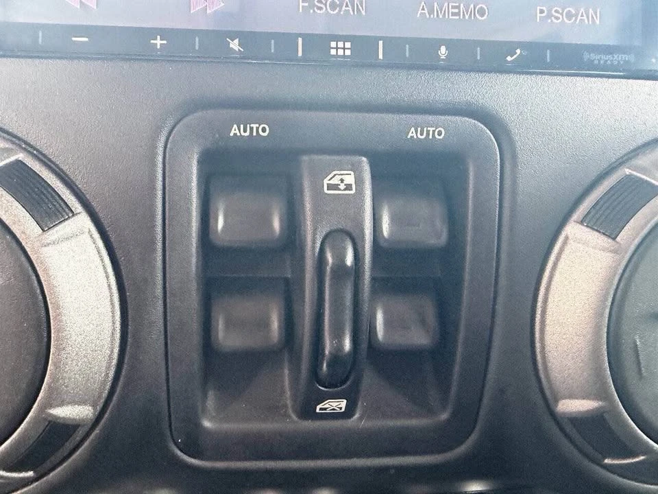 2015 Jeep JK Wrangler - Image 16 of 20