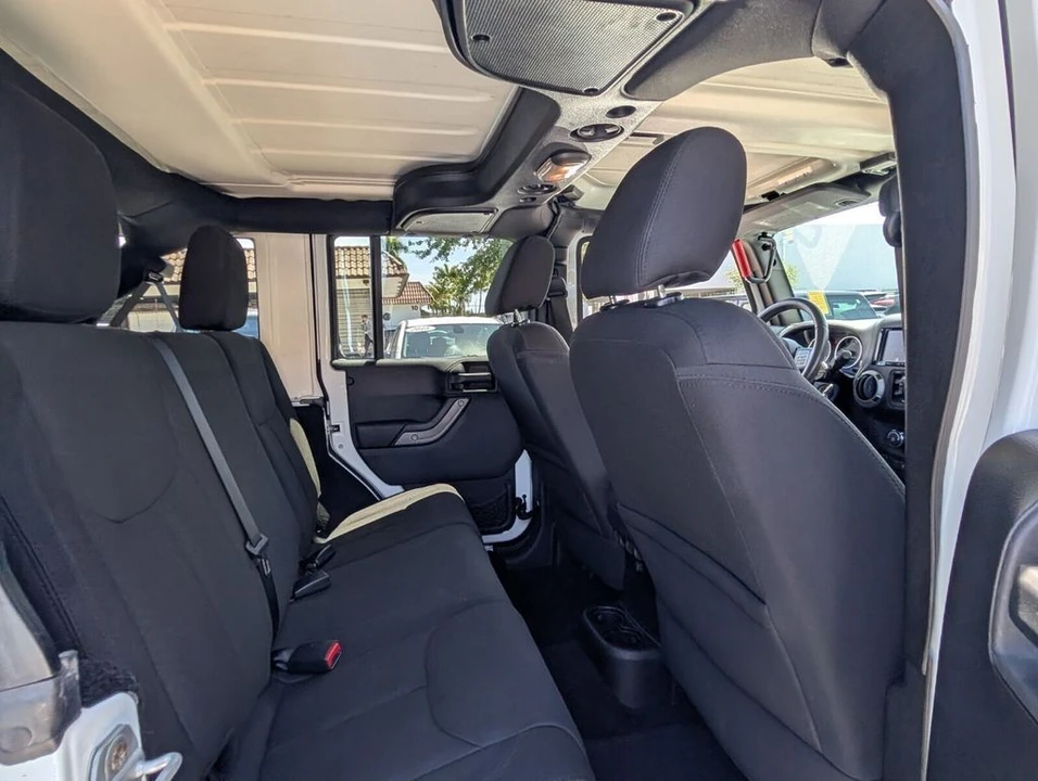 2015 Jeep JK Wrangler - Image 14 of 21