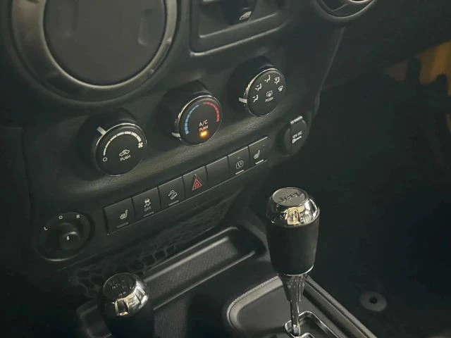 2015 Jeep - Image 29 of 31