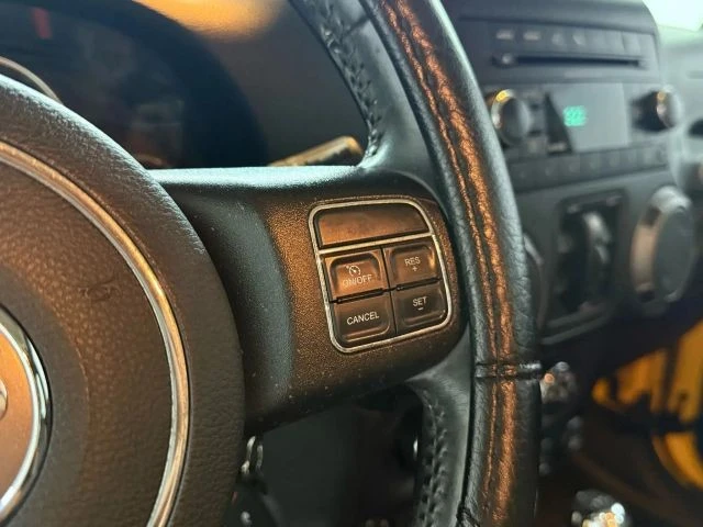 2015 Jeep - Image 25 of 31