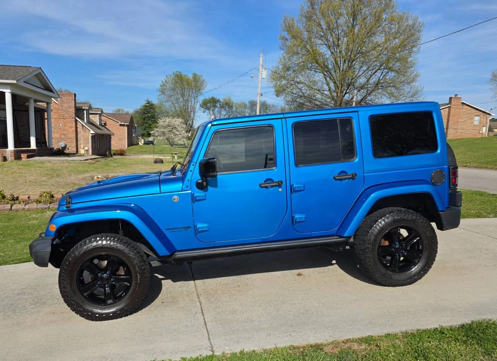 2015 Jeep JK Wrangler - Image 2 of 9