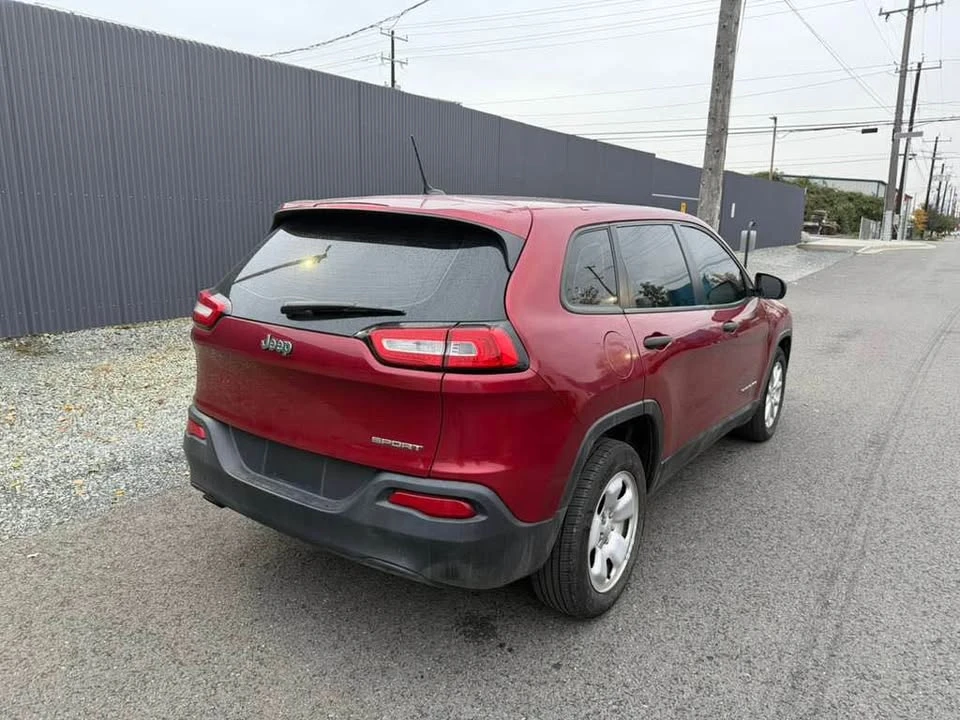 2015 Jeep KL Cherokee - Image 8 of 18