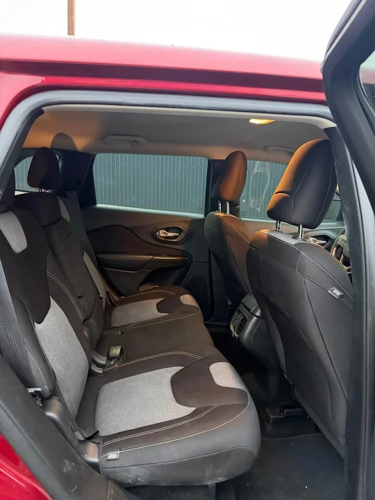 2015 Jeep KL Cherokee - Image 14 of 18