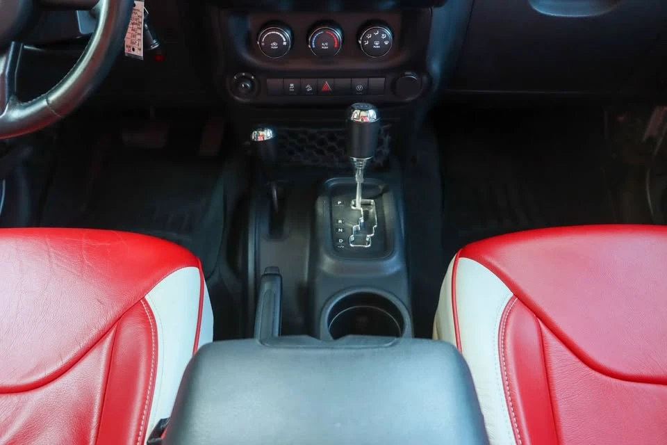 2015 Jeep JK Wrangler - Image 12 of 13
