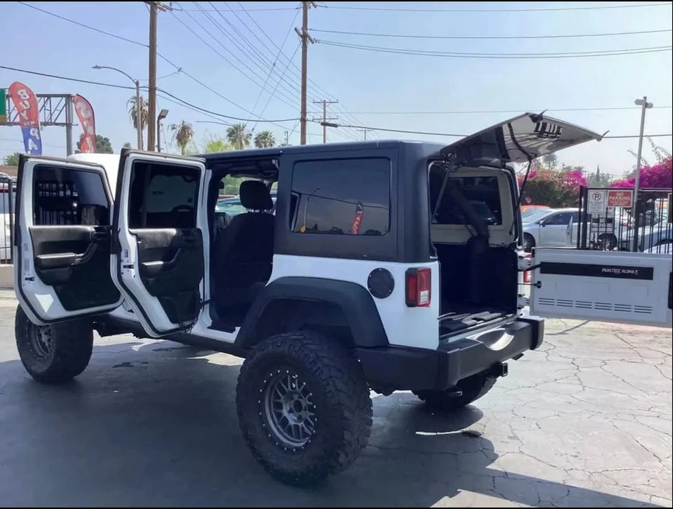 2015 Jeep JK Wrangler - Image 9 of 19