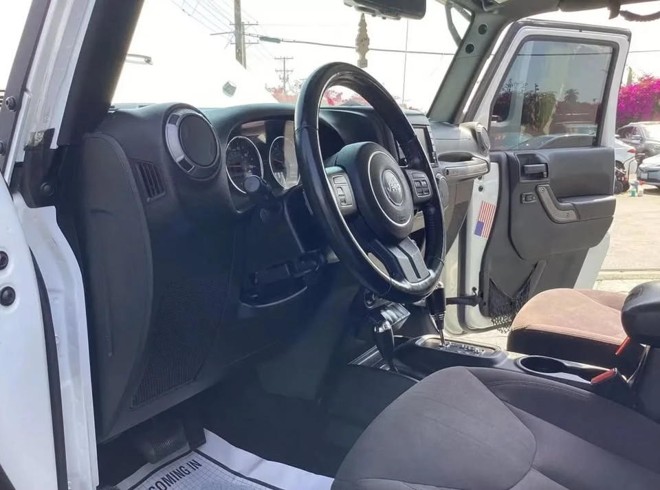 2015 Jeep JK Wrangler - Image 15 of 19
