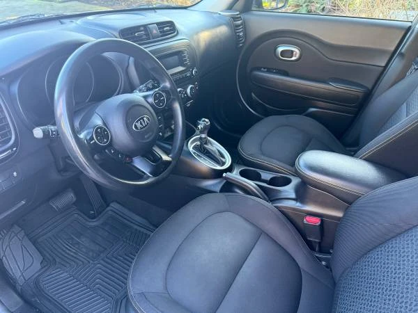 2015 Kia Soul - Image 8 of 15