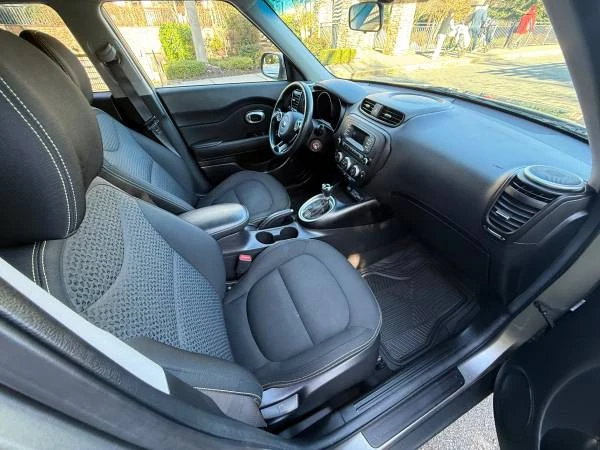 2015 Kia Soul - Image 9 of 15