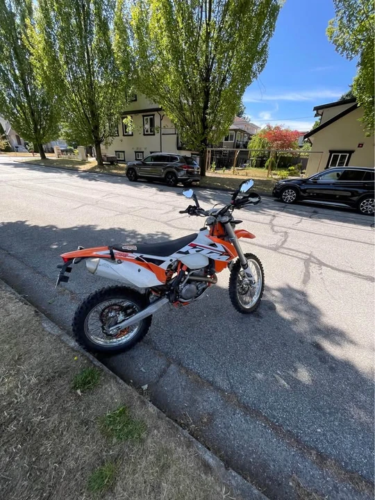 2015 KTM - Image 3 of 5