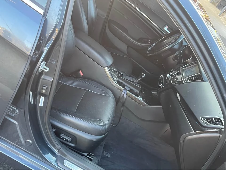 2015 Kia - Image 7 of 12