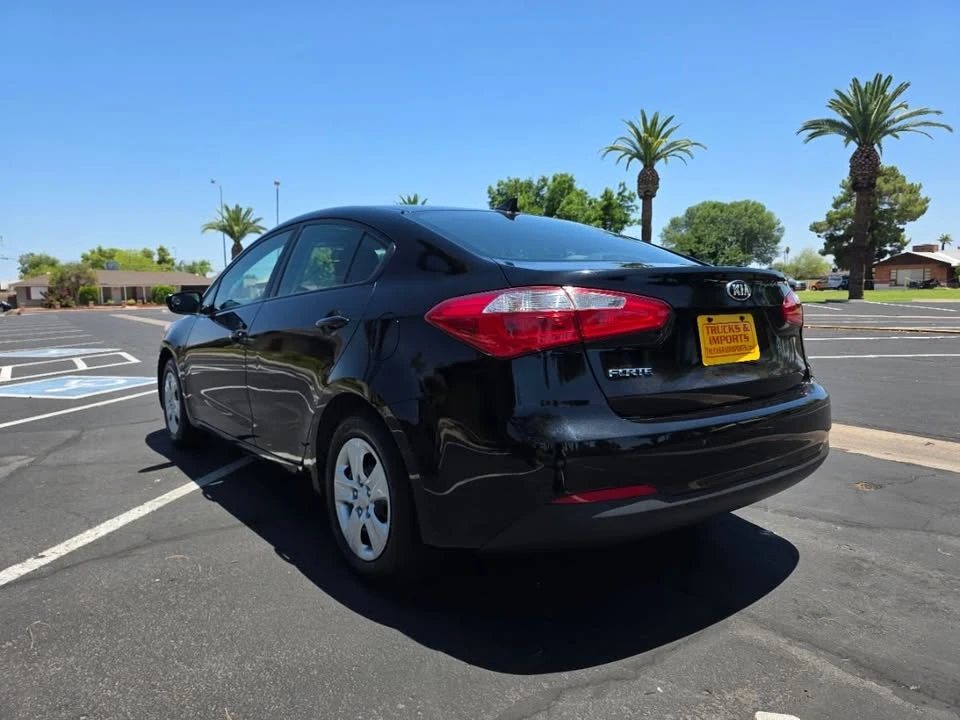 2015 Kia Forte - Image 7 of 20