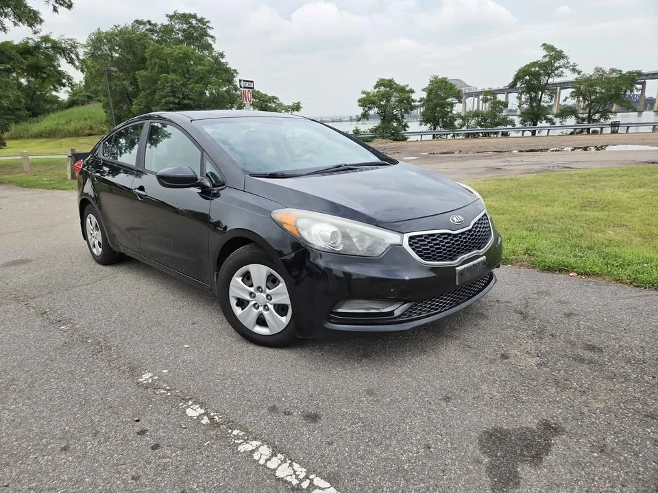 2015 Kia Forte - Image 2 of 9