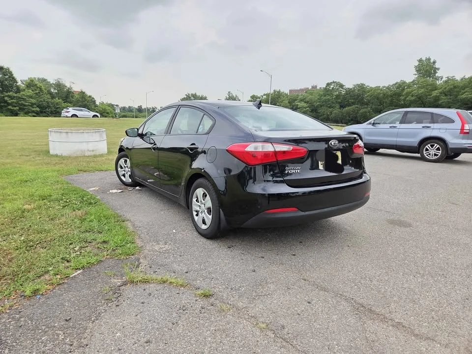2015 Kia Forte - Image 6 of 9