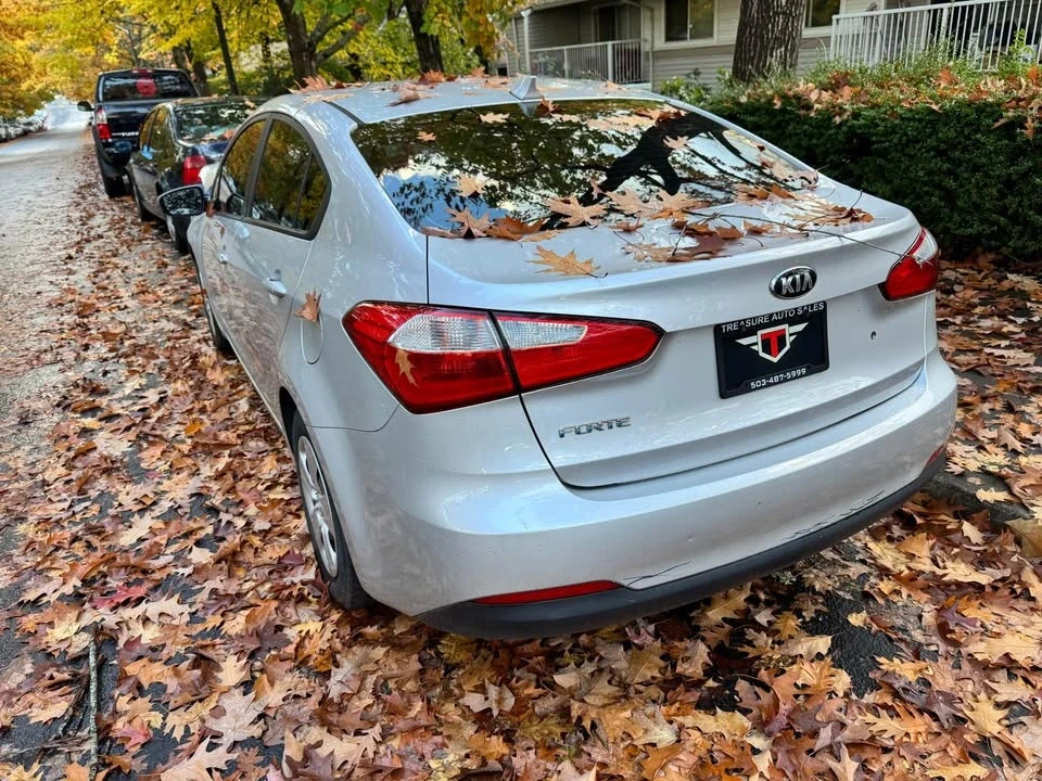 2015 Kia Forte - Image 2 of 6