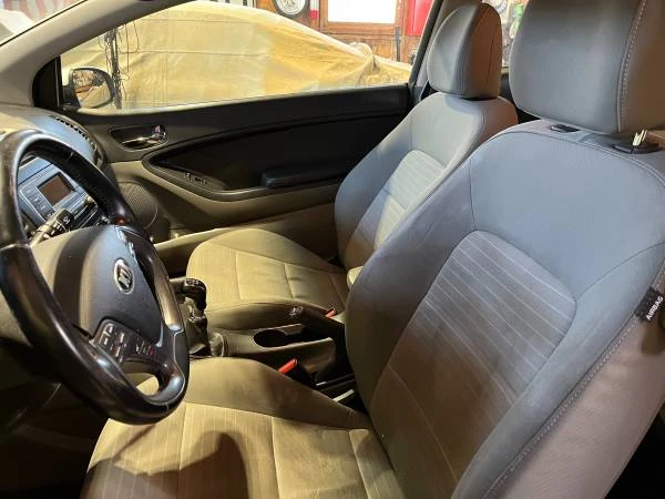 2015 Kia Forte - Image 7 of 13