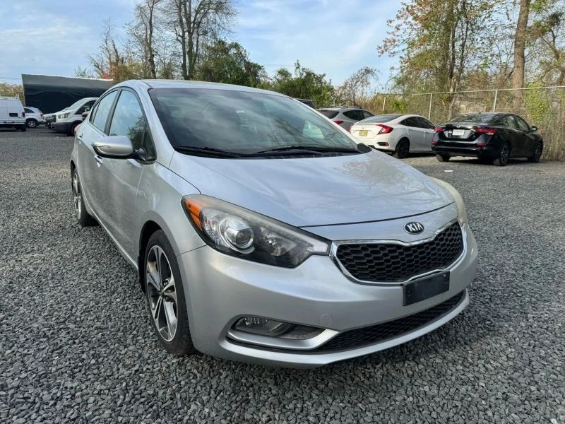 2015 Kia Forte - Image 3 of 9