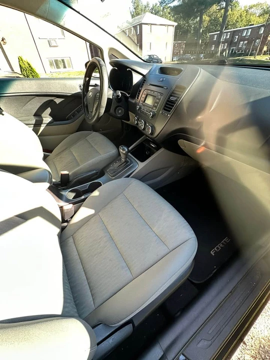 2015 Kia Forte - Image 4 of 6