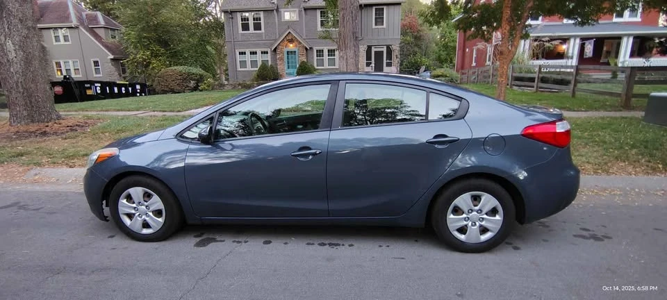2015 Kia Forte - Image 15 of 20