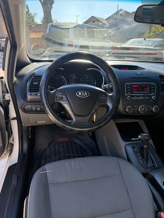 2015 Kia Forte - Image 12 of 12