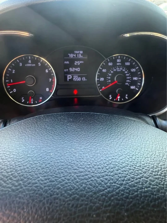 2015 Kia Forte - Image 8 of 12