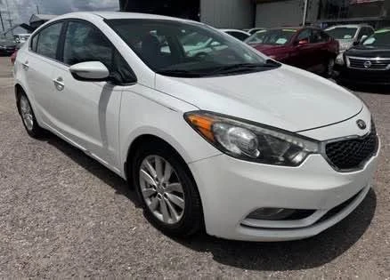2015 Kia Forte - Image 3 of 10