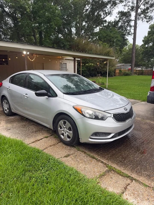 2015 Kia Forte - Image 2 of 6