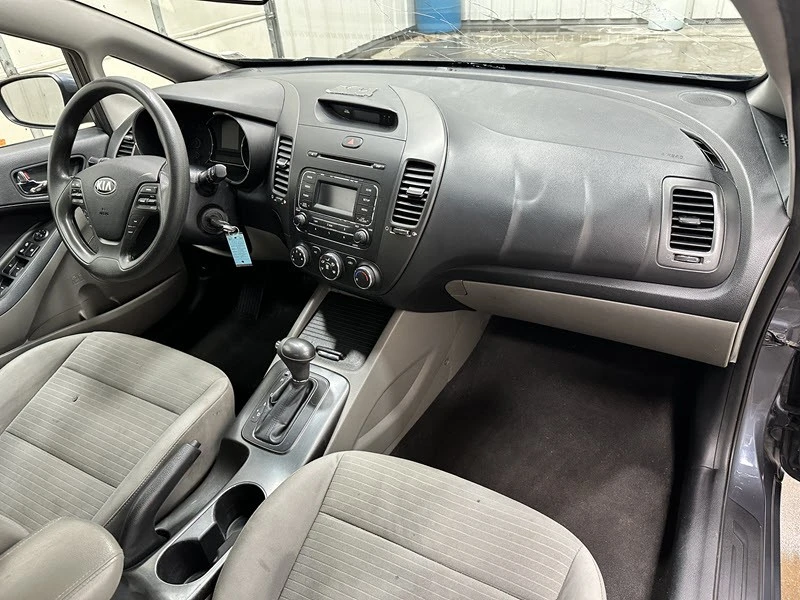 2015 Kia Forte - Image 18 of 21