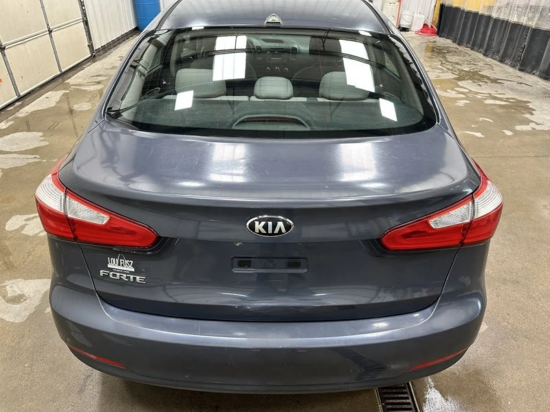 2015 Kia Forte - Image 12 of 21