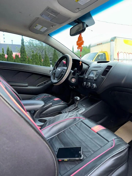 2015 Kia Forte - Image 5 of 12