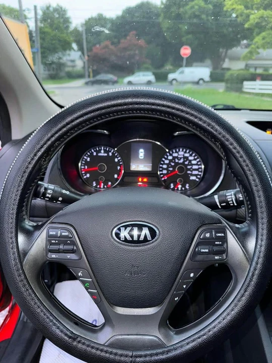 2015 Kia Forte - Image 11 of 12