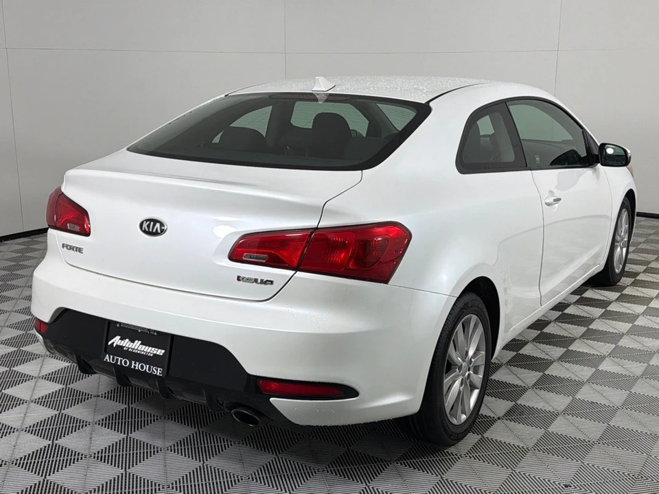 2015 Kia Forte - Image 5 of 21