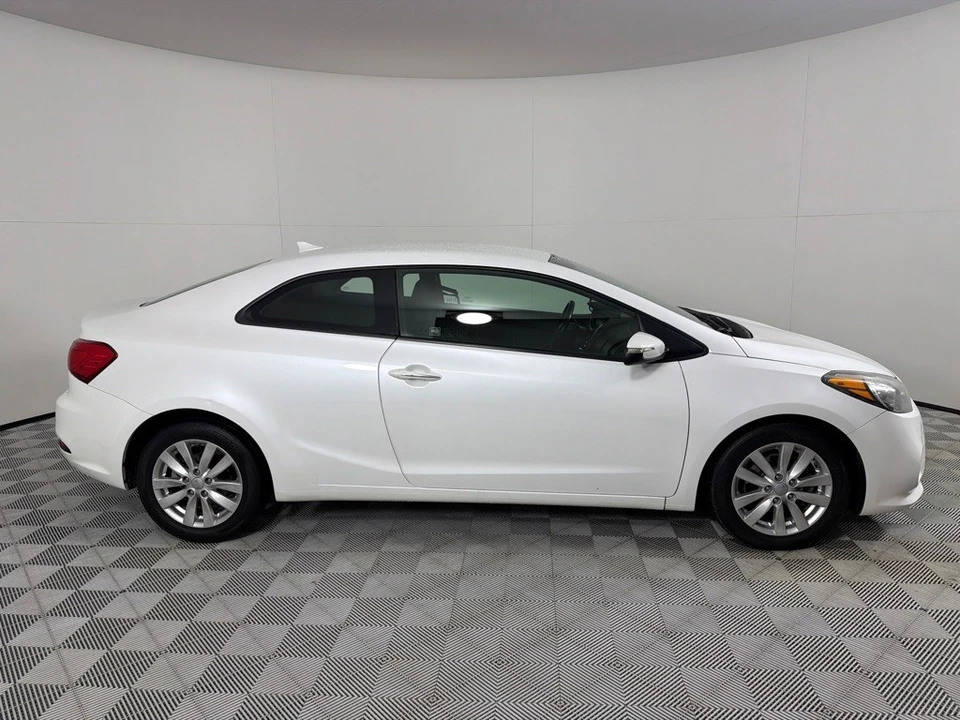 2015 Kia Forte - Image 4 of 21