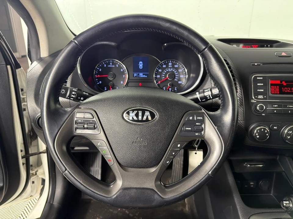 2015 Kia Forte - Image 14 of 21