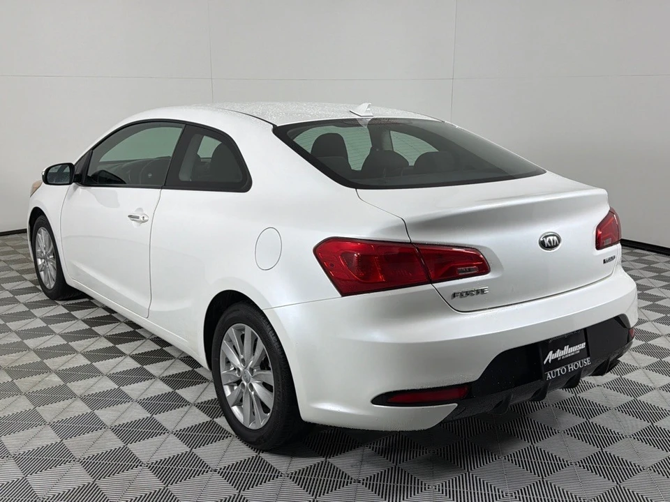2015 Kia Forte - Image 7 of 21