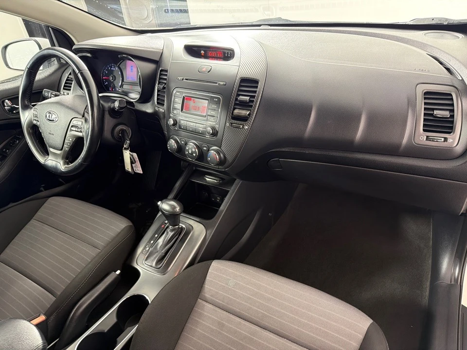 2015 Kia Forte - Image 21 of 21