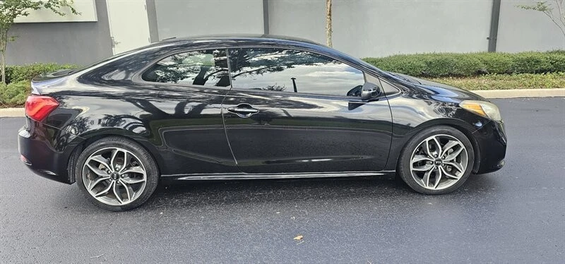 2015 Kia Forte - Image 4 of 10