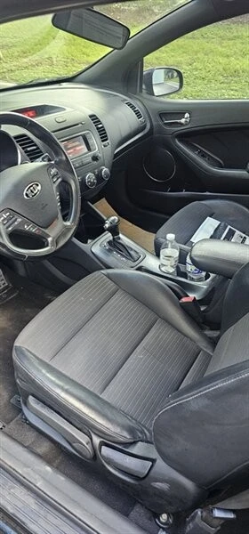 2015 Kia Forte - Image 6 of 10