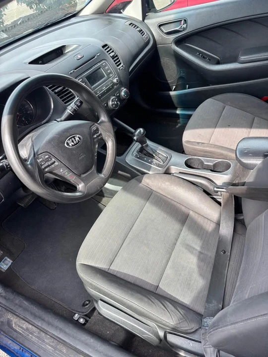 2015 Kia Forte - Image 6 of 11