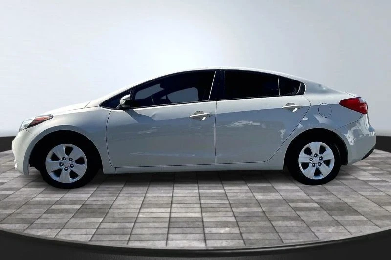2015 Kia Forte - Image 4 of 12