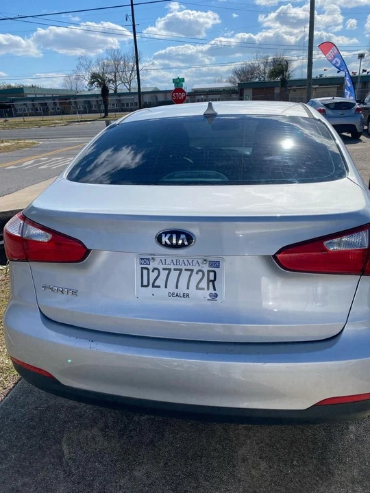 2015 Kia Forte - Image 4 of 7