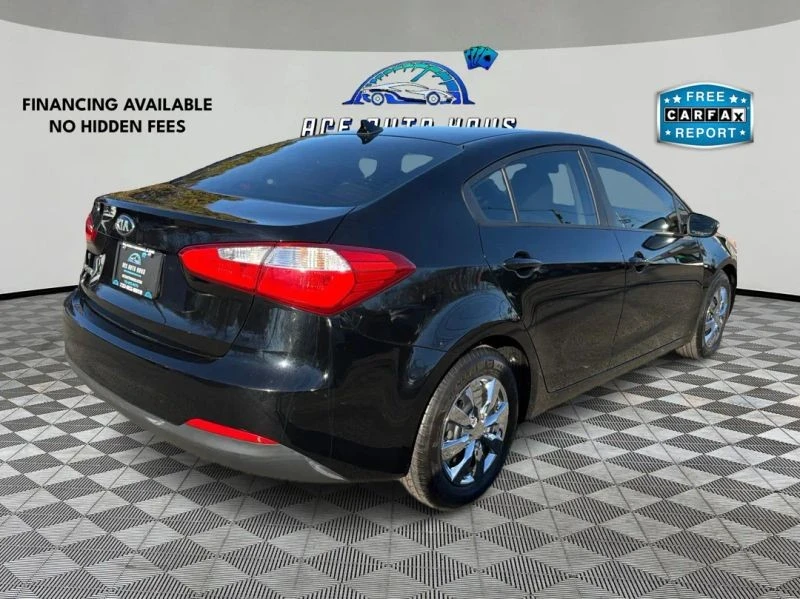 2015 Kia Forte - Image 7 of 12