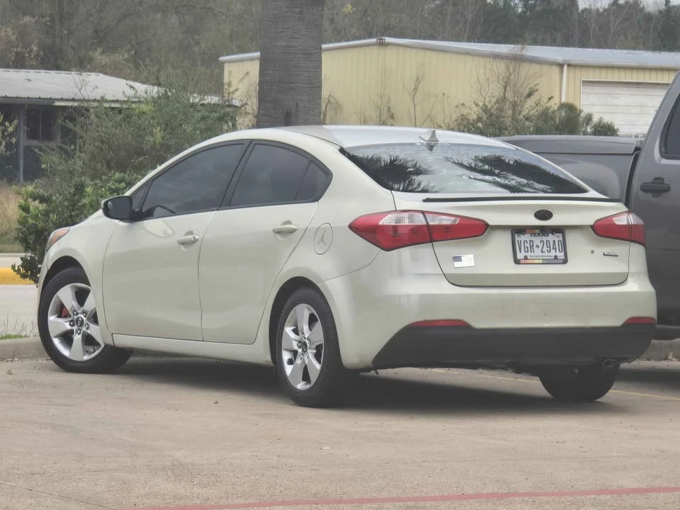 2015 Kia Forte - Image 3 of 3