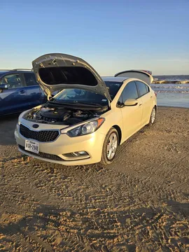 2015 Kia Forte LX Sedan 4D