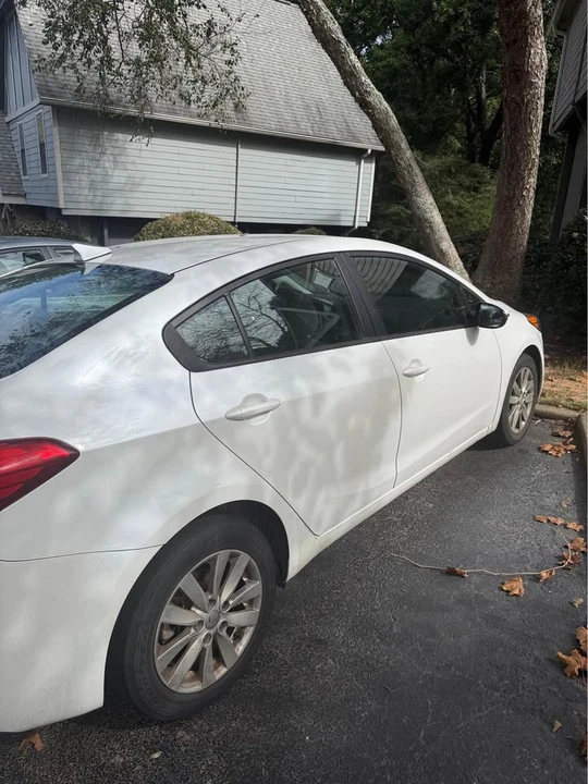 2015 Kia Forte - Image 2 of 3
