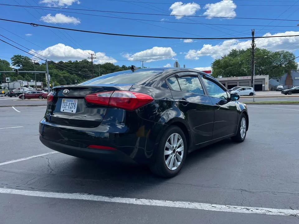 2015 Kia Forte - Image 2 of 9