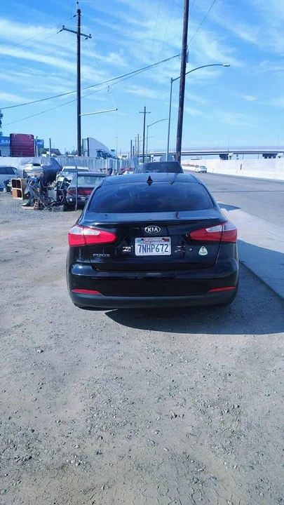 2015 Kia Forte - Image 4 of 7