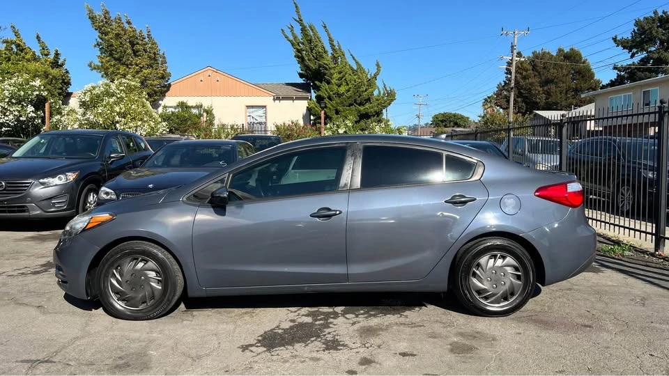 2015 Kia Forte - Image 8 of 20