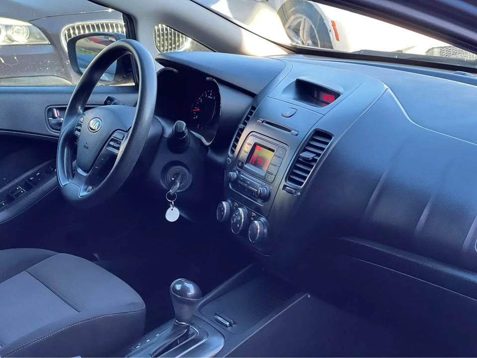 2015 Kia Forte - Image 14 of 20
